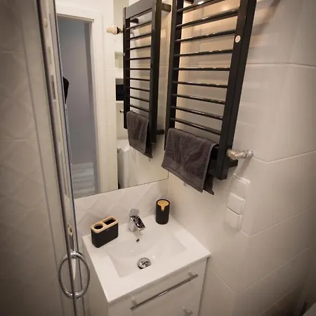 Pstrowskiego 13 Όλστυν